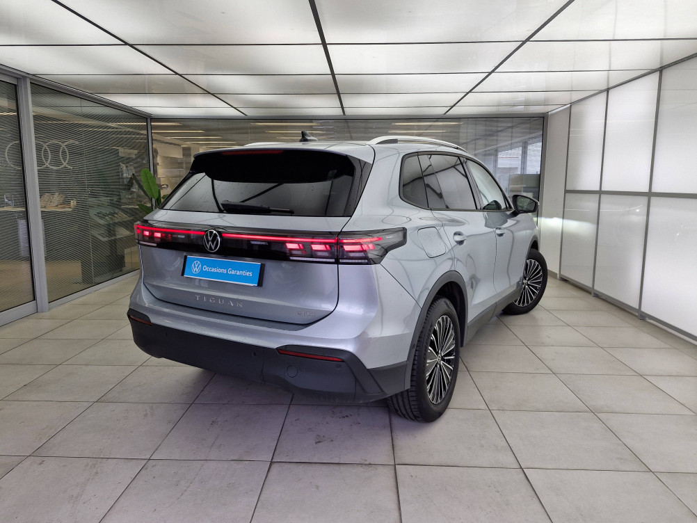 Acheter Volkswagen Tiguan Tiguan 1.5 eTSI 130ch DSG7 VW Edition 5p occasion dans les concessions du Groupe Faurie