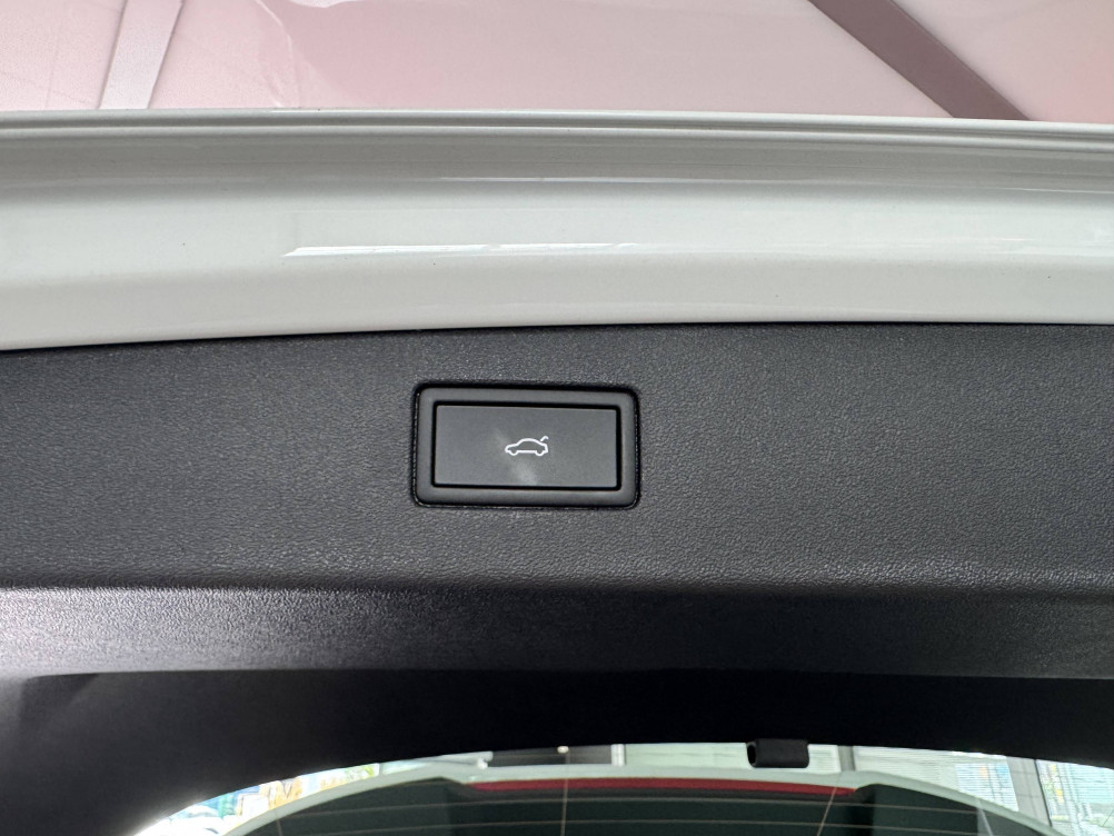 Acheter Volkswagen Tiguan Tiguan 1.5 eHybrid 204ch DSG6 R-Line Edition 5p neuf dans les concessions du Groupe Faurie