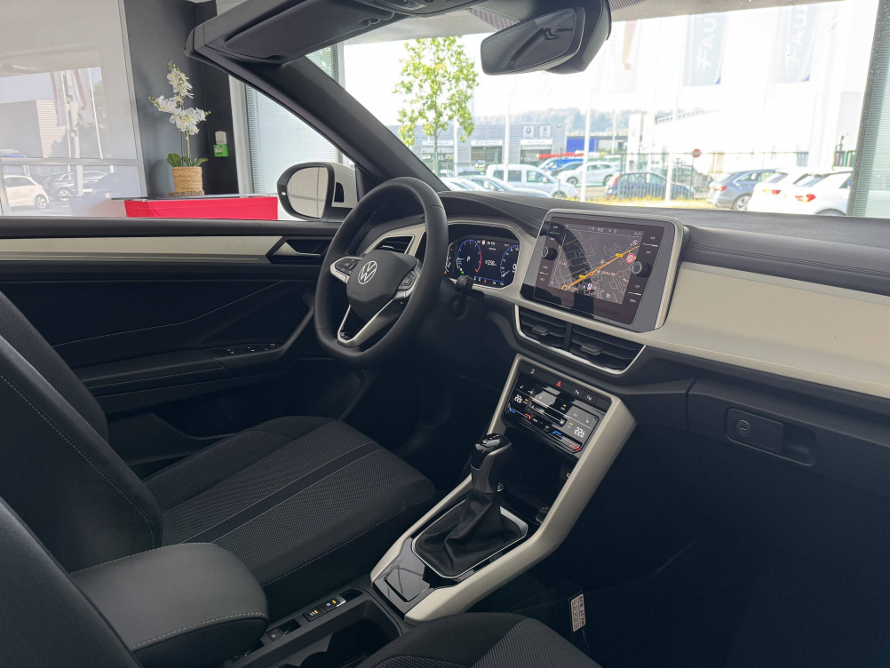 Acheter Volkswagen T-Roc T-Roc Cabriolet 1.5 TSI EVO2 150 Start/Stop DSG7 Style 2p neuf dans les concessions du Groupe Faurie