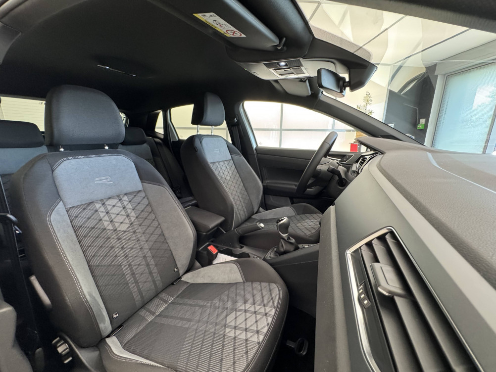 Acheter Volkswagen Polo Polo 1.0 TSI 95 S&S BVM5 R-Line Edition 5p neuf dans les concessions du Groupe Faurie