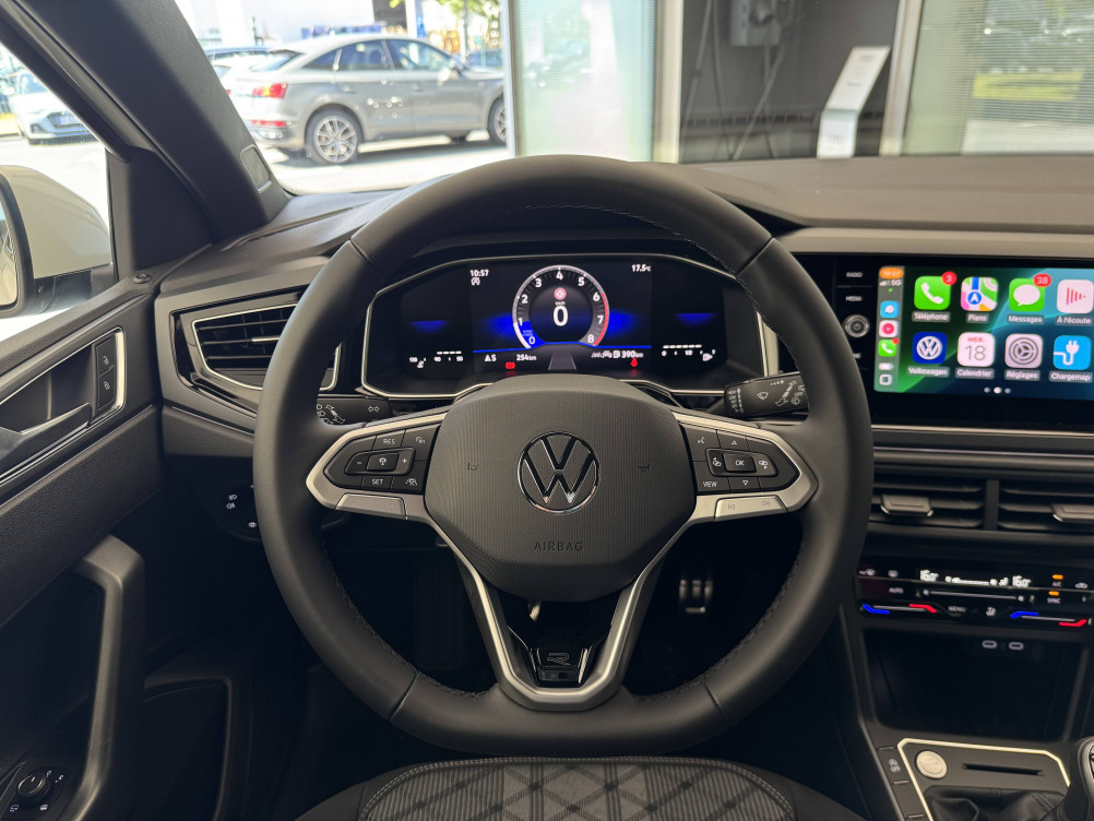 Acheter Volkswagen Polo Polo 1.0 TSI 95 S&S BVM5 R-Line Edition 5p neuf dans les concessions du Groupe Faurie