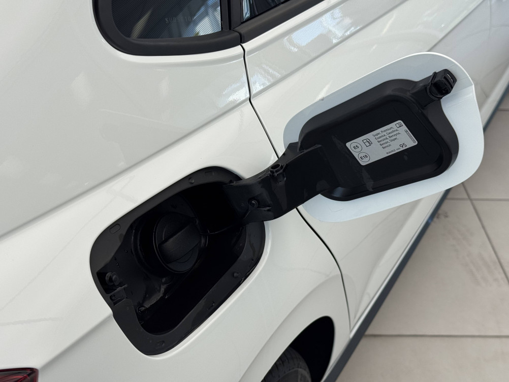 Acheter Volkswagen Polo Polo 1.0 TSI 95 S&S BVM5 R-Line Edition 5p neuf dans les concessions du Groupe Faurie