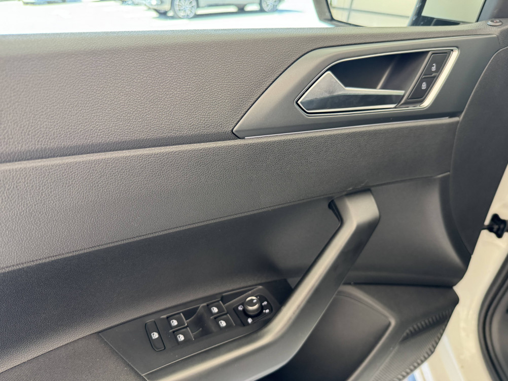 Acheter Volkswagen Polo Polo 1.0 TSI 95 S&S BVM5 R-Line Edition 5p neuf dans les concessions du Groupe Faurie