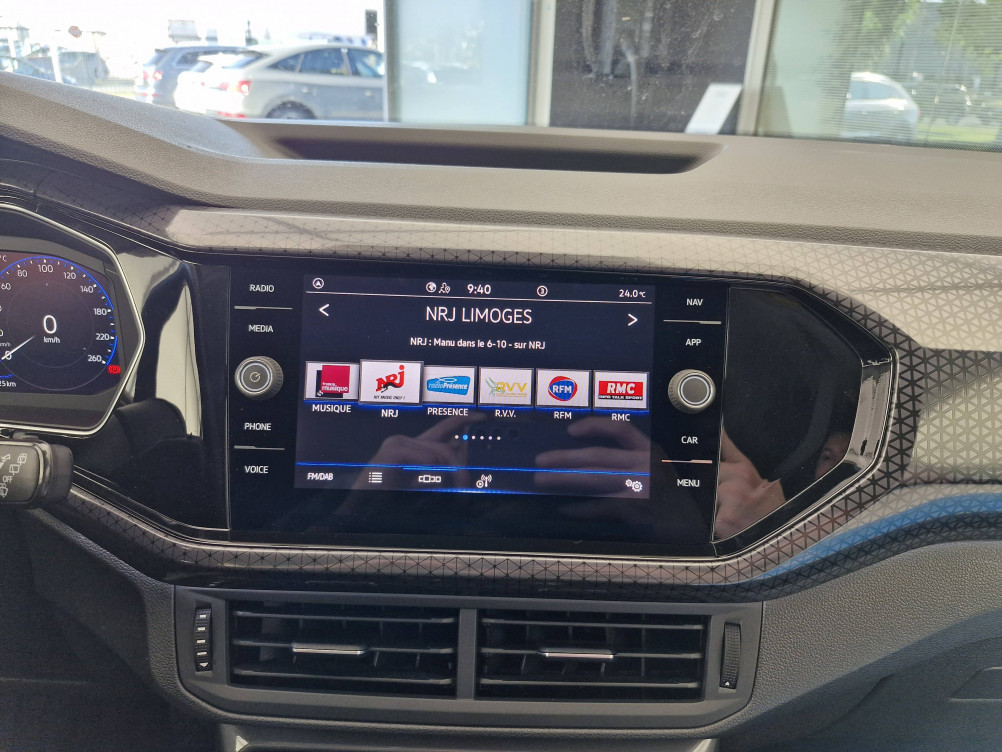 Acheter Volkswagen T-Cross T-Cross 1.0 TSI 110 Start/Stop DSG7 Carat 5p occasion dans les concessions du Groupe Faurie