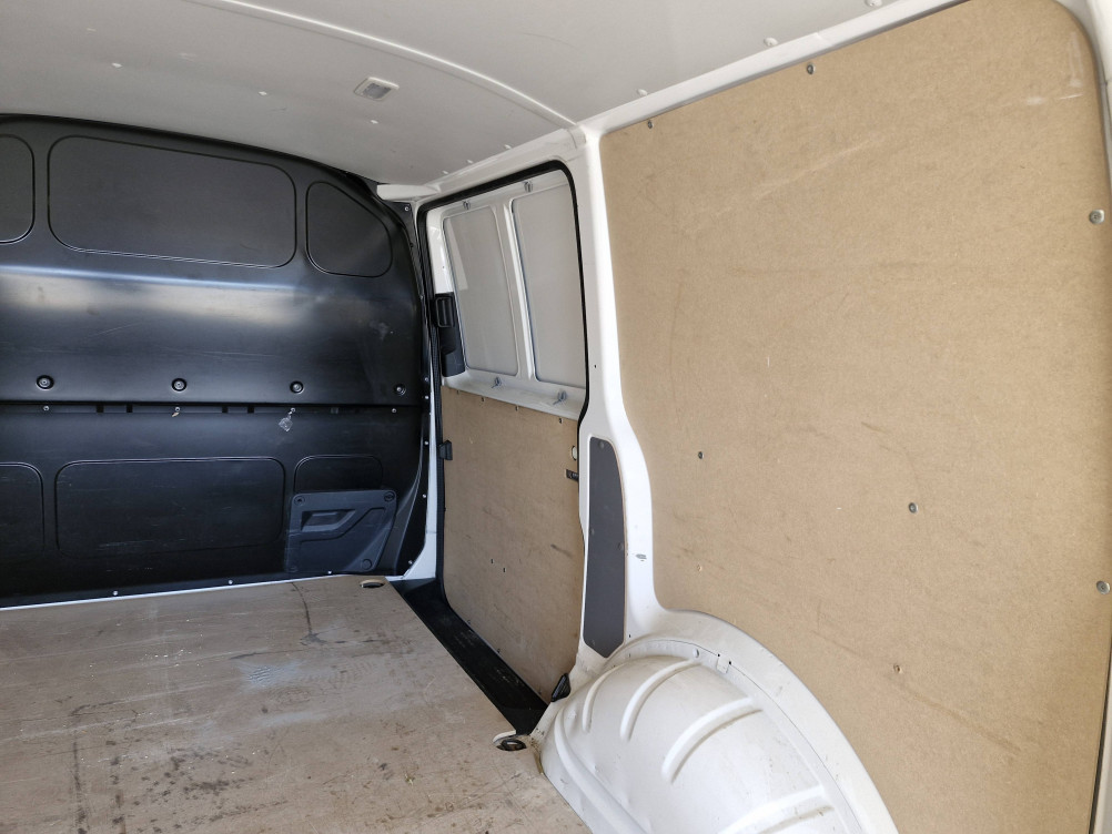 Acheter Volkswagen Transporter Fourgon T6 TRANSPORTER 6.1 VAN L1H1 2.0 TDI 150 DSG7 BUSINESS 4p occasion dans les concessions du Groupe Faurie