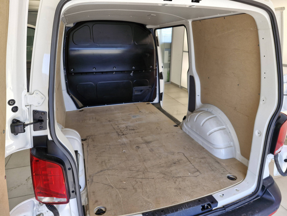 Acheter Volkswagen Transporter Fourgon T6 TRANSPORTER 6.1 VAN L1H1 2.0 TDI 150 DSG7 BUSINESS 4p occasion dans les concessions du Groupe Faurie
