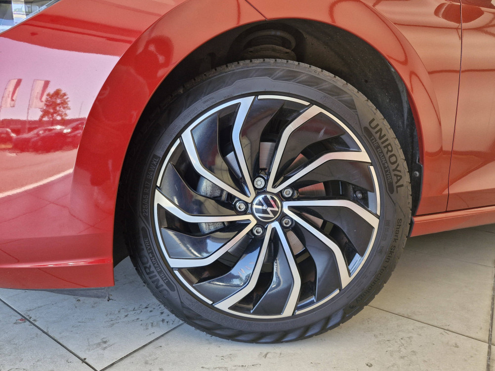 Acheter Volkswagen Golf Golf 1.0 eTSI OPF 110 DSG7 Active 5p occasion dans les concessions du Groupe Faurie