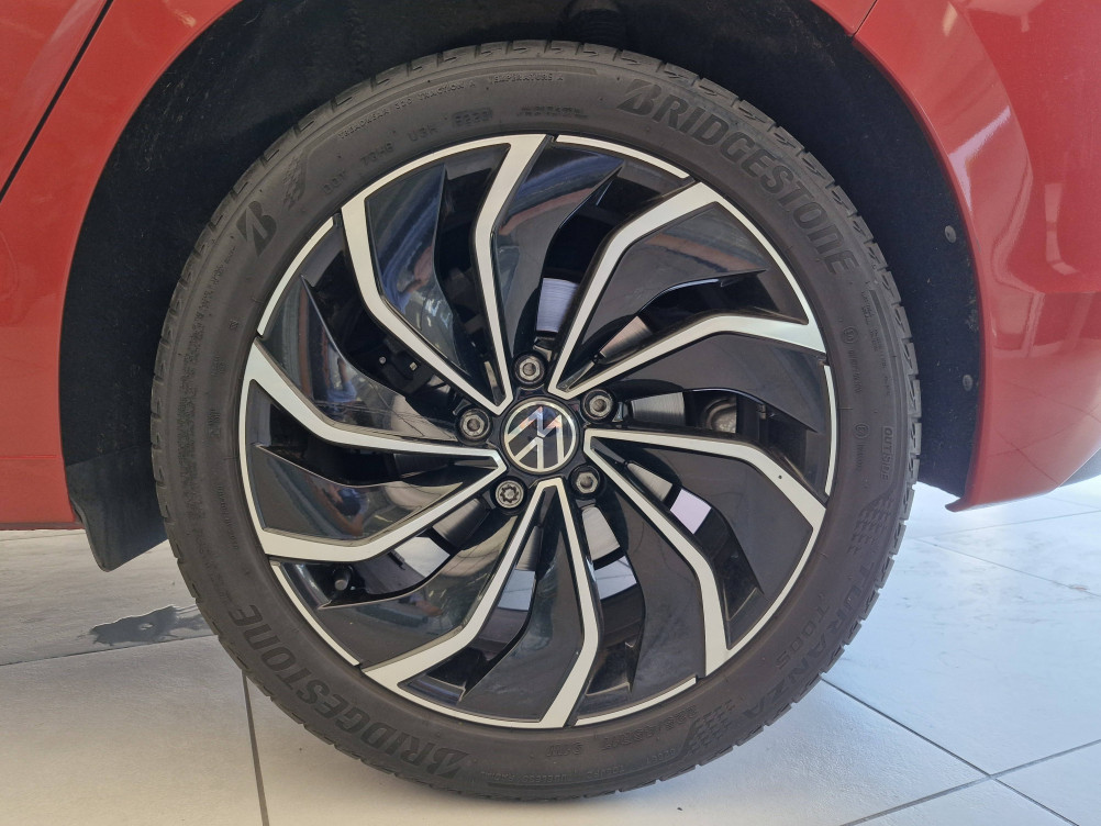 Acheter Volkswagen Golf Golf 1.0 eTSI OPF 110 DSG7 Active 5p occasion dans les concessions du Groupe Faurie
