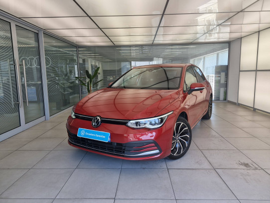 Acheter Volkswagen Golf Golf 1.0 eTSI OPF 110 DSG7 Active 5p occasion dans les concessions du Groupe Faurie
