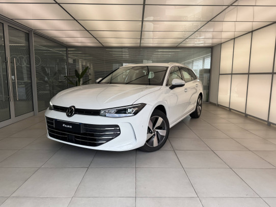 Acheter Volkswagen Passat Passat 2.0 TDI EVO SCR 150 DSG7 Life Plus 5p neuve* dans les concessions du Groupe Faurie