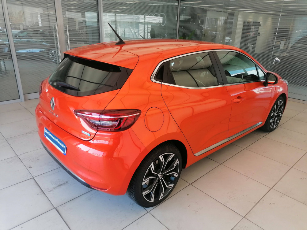 Acheter Renault Clio 5 Clio E-Tech 140 - 21 Intens 5p occasion dans les concessions du Groupe Faurie