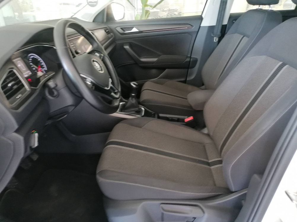 Acheter Volkswagen T-Roc T-Roc 1.0 TSI 115 Start/Stop BVM6 Lounge Business 5p occasion dans les concessions du Groupe Faurie