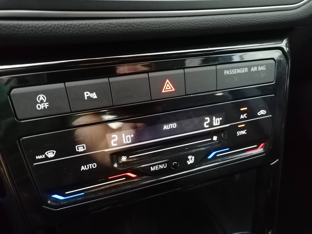 Acheter Volkswagen T-Cross T-Cross 1.0 TSI 115 Start/Stop DSG7 R-Line 5p occasion dans les concessions du Groupe Faurie
