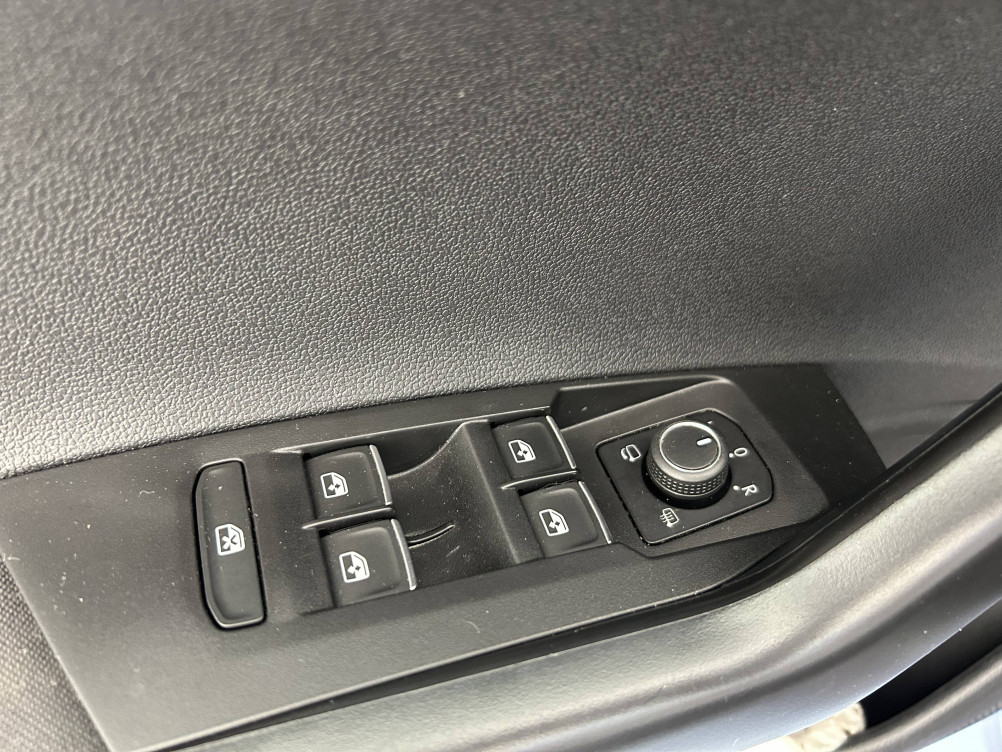 Acheter Volkswagen Taigo Taigo 1.0 TSI 110 DSG7 R-Line 5p occasion dans les concessions du Groupe Faurie