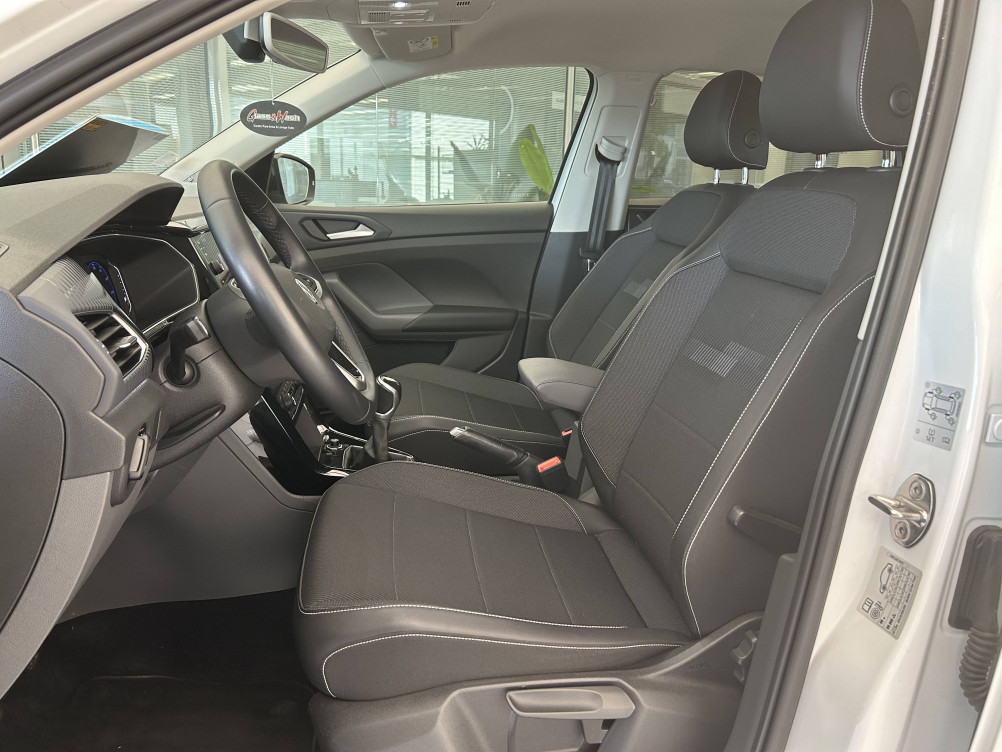 Acheter Volkswagen T-Cross T-Cross 1.0 TSI 115 Start/Stop BVM6 First Edition 5p occasion dans les concessions du Groupe Faurie