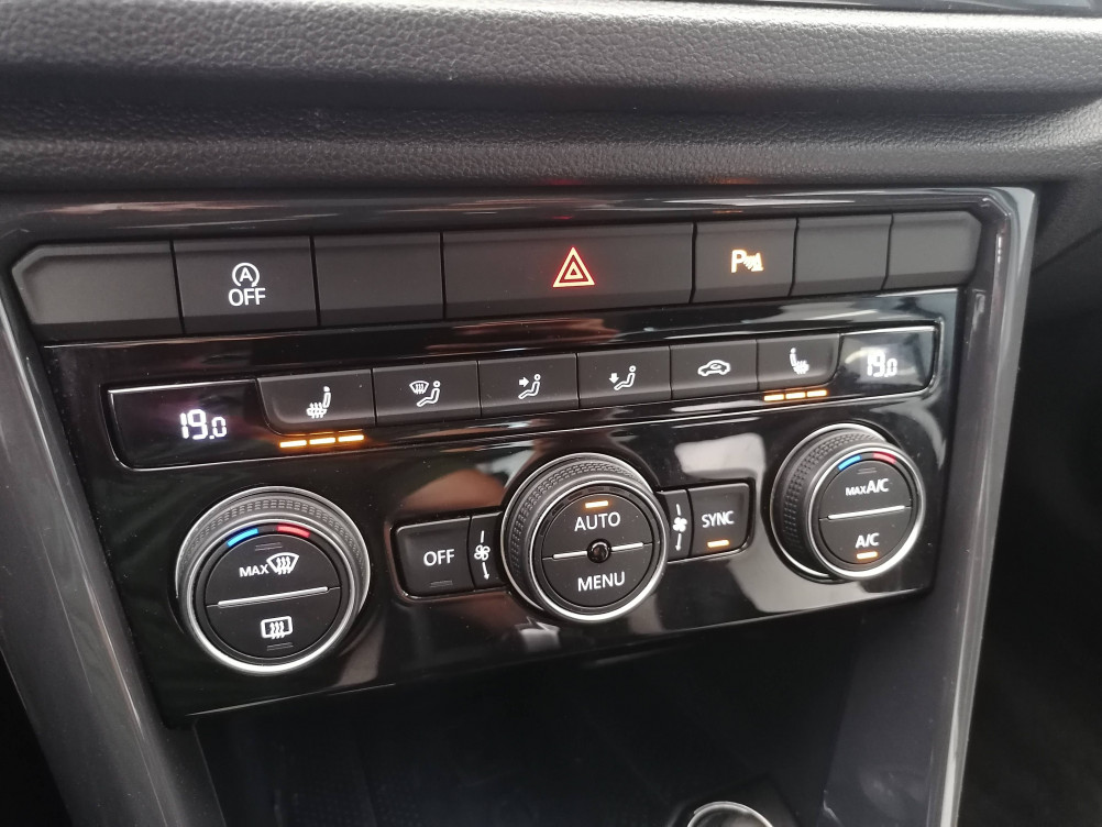 Acheter Volkswagen T-Roc T-Roc 1.5 TSI 150 EVO Start/Stop DSG7 Carat 5p occasion dans les concessions du Groupe Faurie