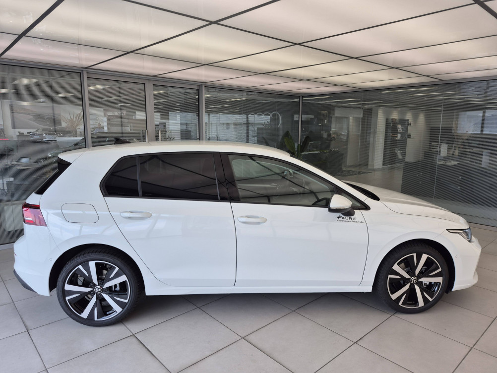 Acheter Volkswagen Golf Golf 1.5 eHybrid 204 DSG6 VW Edition 5p neuf dans les concessions du Groupe Faurie