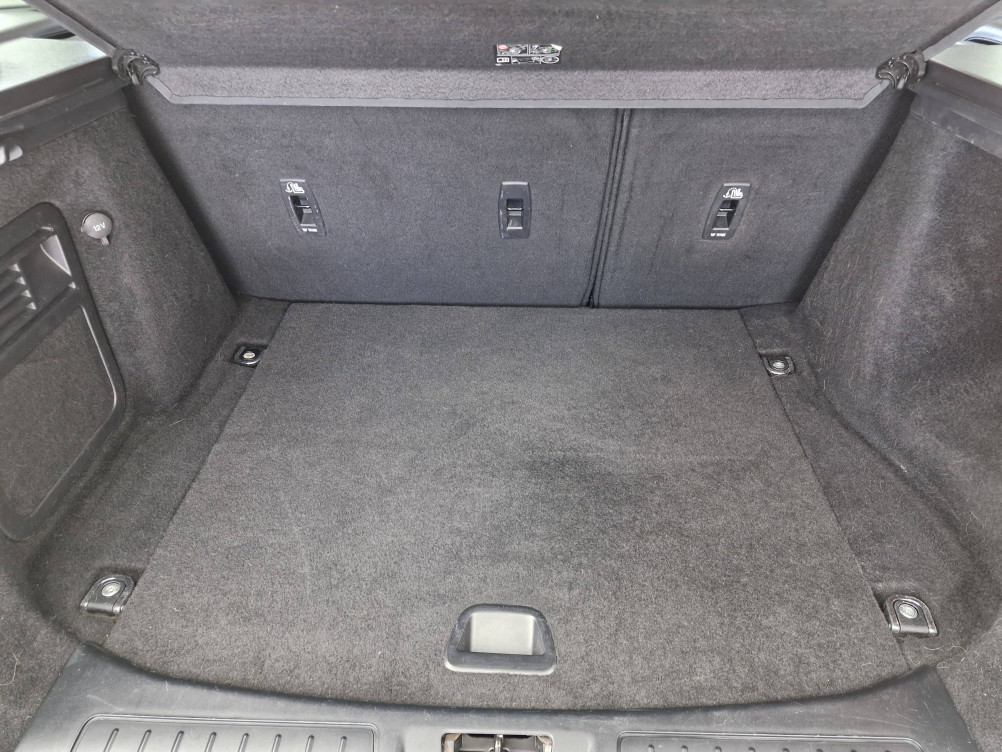 Acheter Land Rover Range Rover Evoque Range Rover Evoque eD4 150 BVM Pure 5p occasion dans les concessions du Groupe Faurie