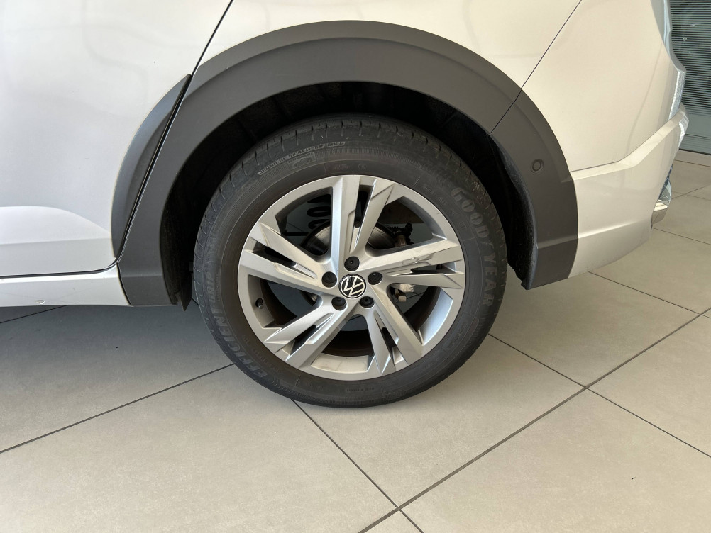Acheter Volkswagen Taigo Taigo 1.0 TSI 110 DSG7 R-Line 5p occasion dans les concessions du Groupe Faurie