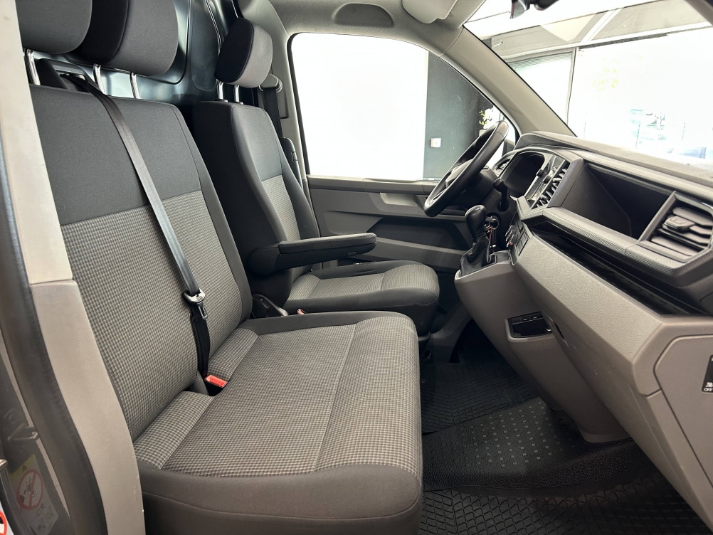 Acheter Volkswagen Transporter Fourgon T6 TRANSPORTER 6.1 VAN L1H1 2.0 TDI 150 DSG7  4p occasion dans les concessions du Groupe Faurie