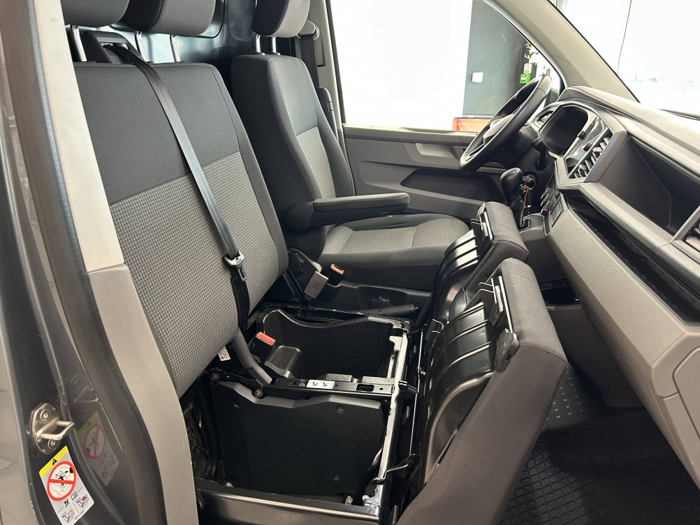Acheter Volkswagen Transporter Fourgon T6 TRANSPORTER 6.1 VAN L1H1 2.0 TDI 150 DSG7  4p occasion dans les concessions du Groupe Faurie