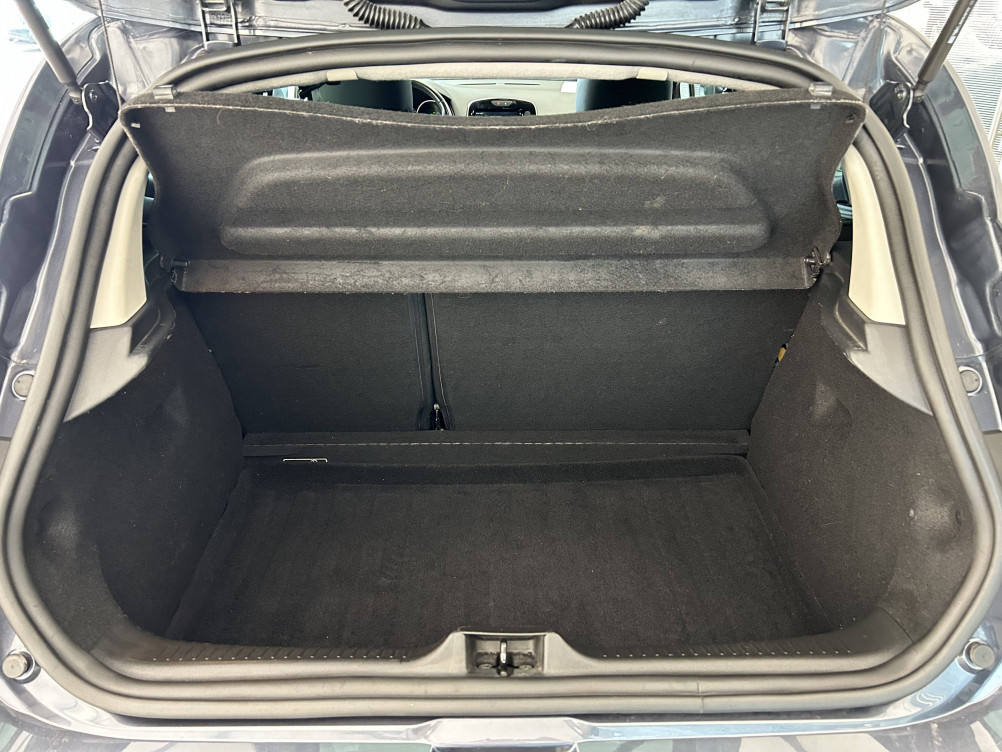 Acheter Renault Clio 4 Clio IV dCi 90 eco2 Intens 5p occasion dans les concessions du Groupe Faurie