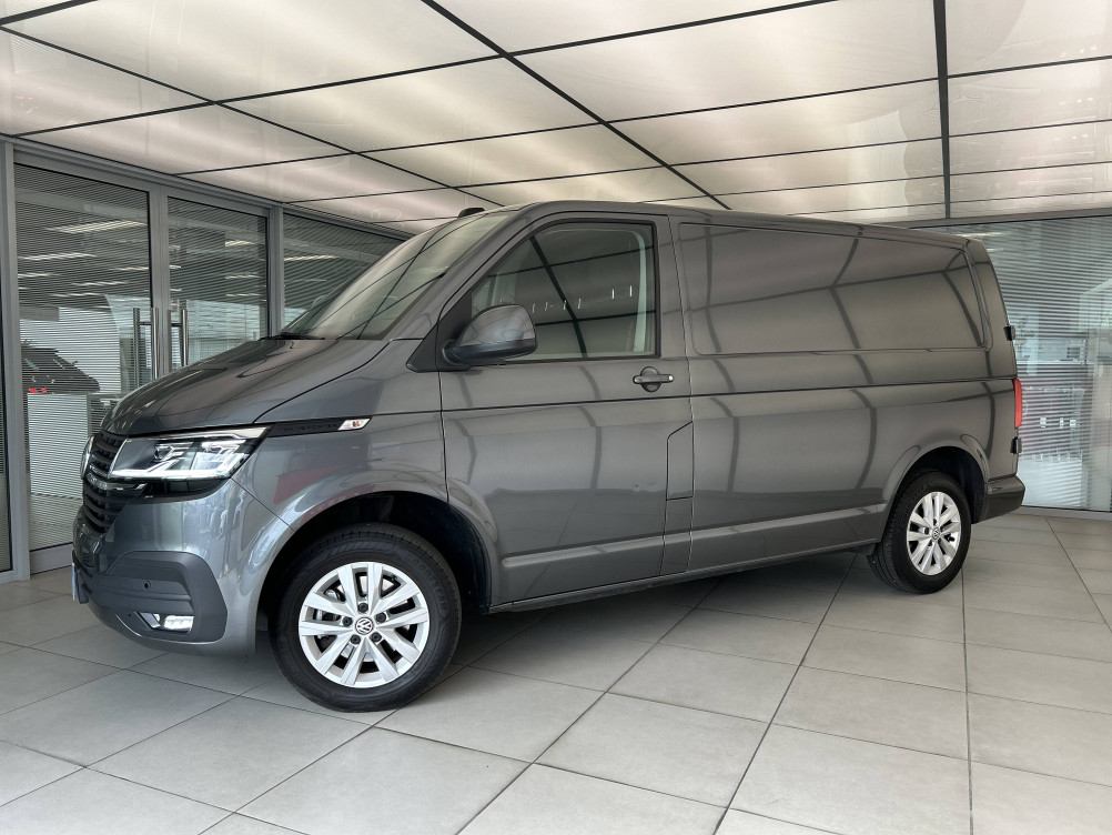 Acheter Volkswagen Transporter Fourgon T6 TRANSPORTER 6.1 VAN L1H1 2.0 TDI 150 DSG7  4p occasion dans les concessions du Groupe Faurie