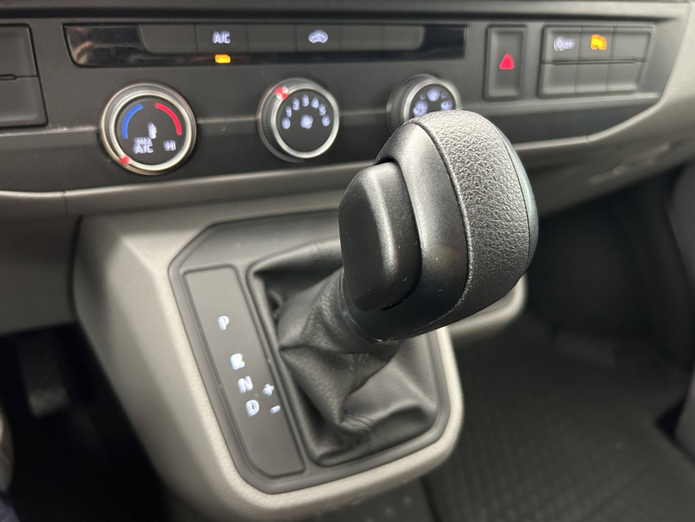 Acheter Volkswagen Transporter Fourgon T6 TRANSPORTER 6.1 VAN L1H1 2.0 TDI 150 DSG7  4p occasion dans les concessions du Groupe Faurie