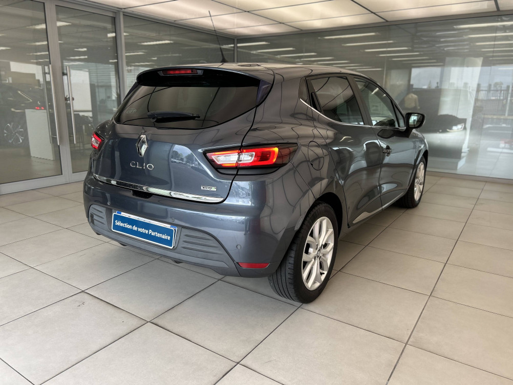 Acheter Renault Clio 4 Clio IV dCi 90 eco2 Intens 5p occasion dans les concessions du Groupe Faurie