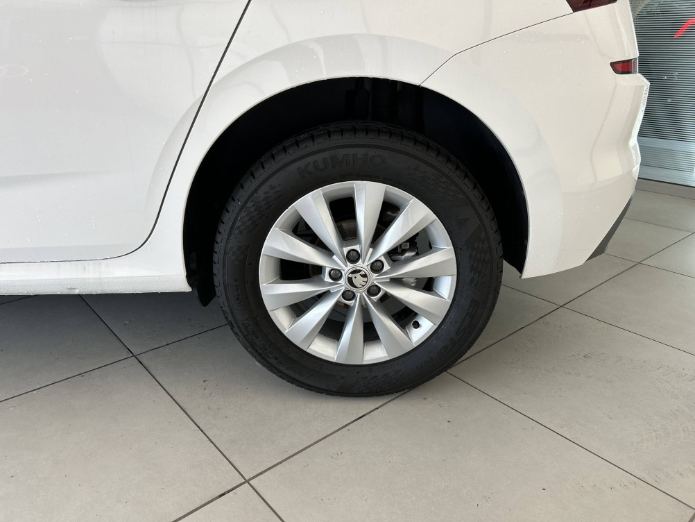 Acheter Skoda Kamiq Kamiq 1.0 TSI Evo 110 ch DSG7 Ambition 5p occasion dans les concessions du Groupe Faurie