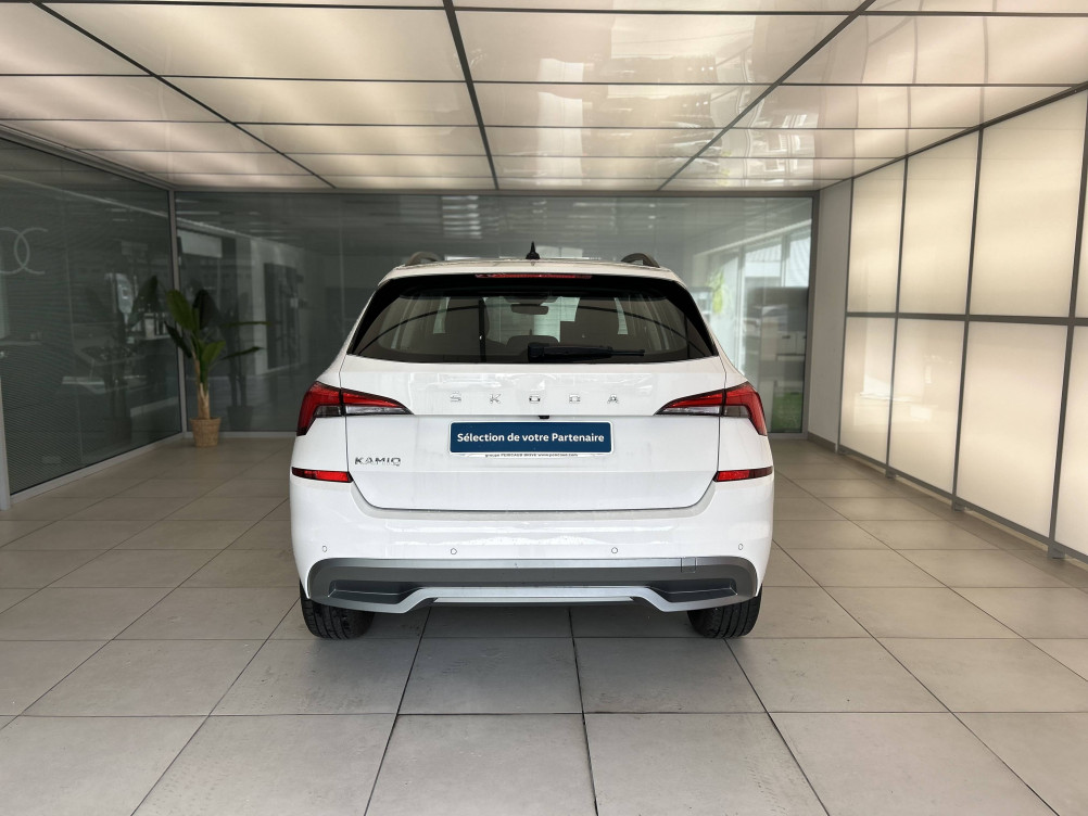 Acheter Skoda Kamiq Kamiq 1.0 TSI Evo 110 ch DSG7 Ambition 5p occasion dans les concessions du Groupe Faurie