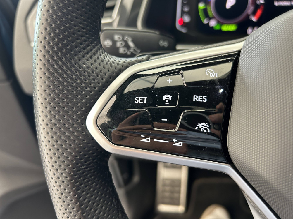 Acheter Volkswagen Tiguan Tiguan 1.4 eHybrid 245ch DSG6 R-Line 5p occasion dans les concessions du Groupe Faurie