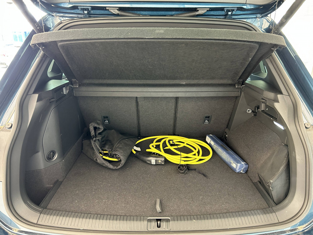 Acheter Volkswagen Tiguan Tiguan 1.4 eHybrid 245ch DSG6 R-Line 5p occasion dans les concessions du Groupe Faurie