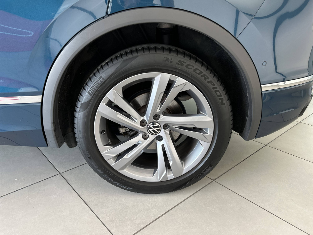 Acheter Volkswagen Tiguan Tiguan 2.0 TDI 150ch DSG7 R-Line 5p occasion dans les concessions du Groupe Faurie