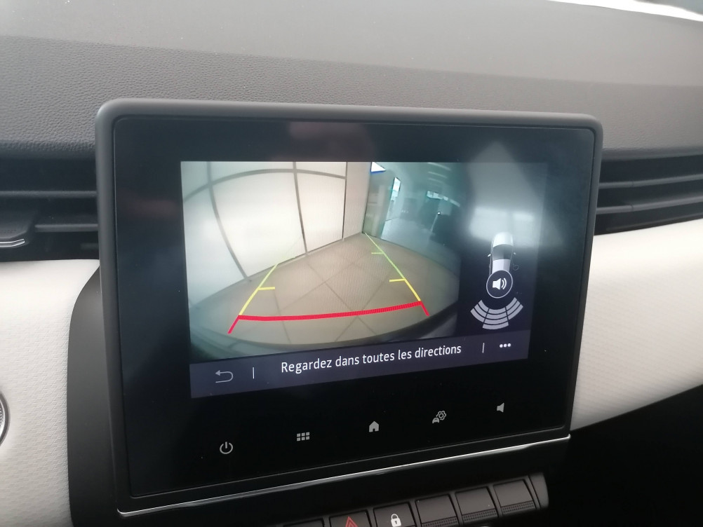 Acheter Renault Clio 5 Clio E-Tech 140 Intens 5p occasion dans les concessions du Groupe Faurie