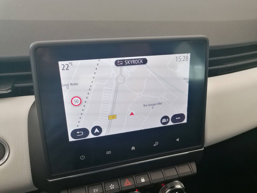 Acheter Renault Clio 5 Clio E-Tech 140 Intens 5p occasion dans les concessions du Groupe Faurie
