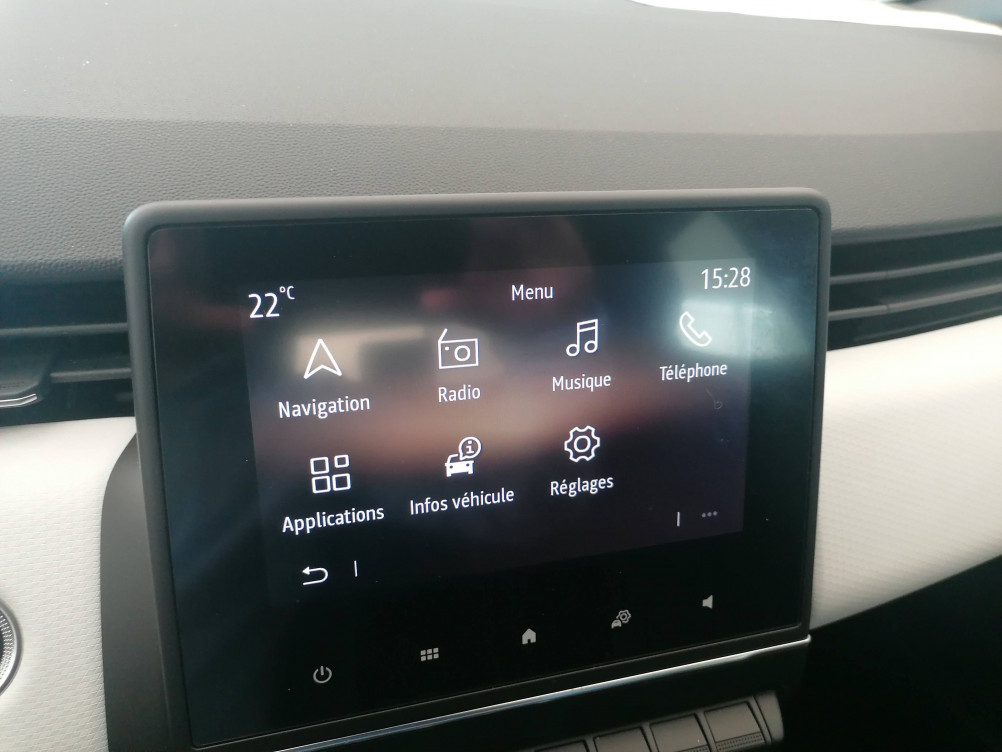 Acheter Renault Clio 5 Clio E-Tech 140 Intens 5p occasion dans les concessions du Groupe Faurie