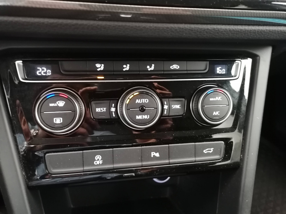 Acheter Volkswagen Touran Touran 2.0 TDI 150 DSG7 7pl IQ.Drive 5p occasion dans les concessions du Groupe Faurie