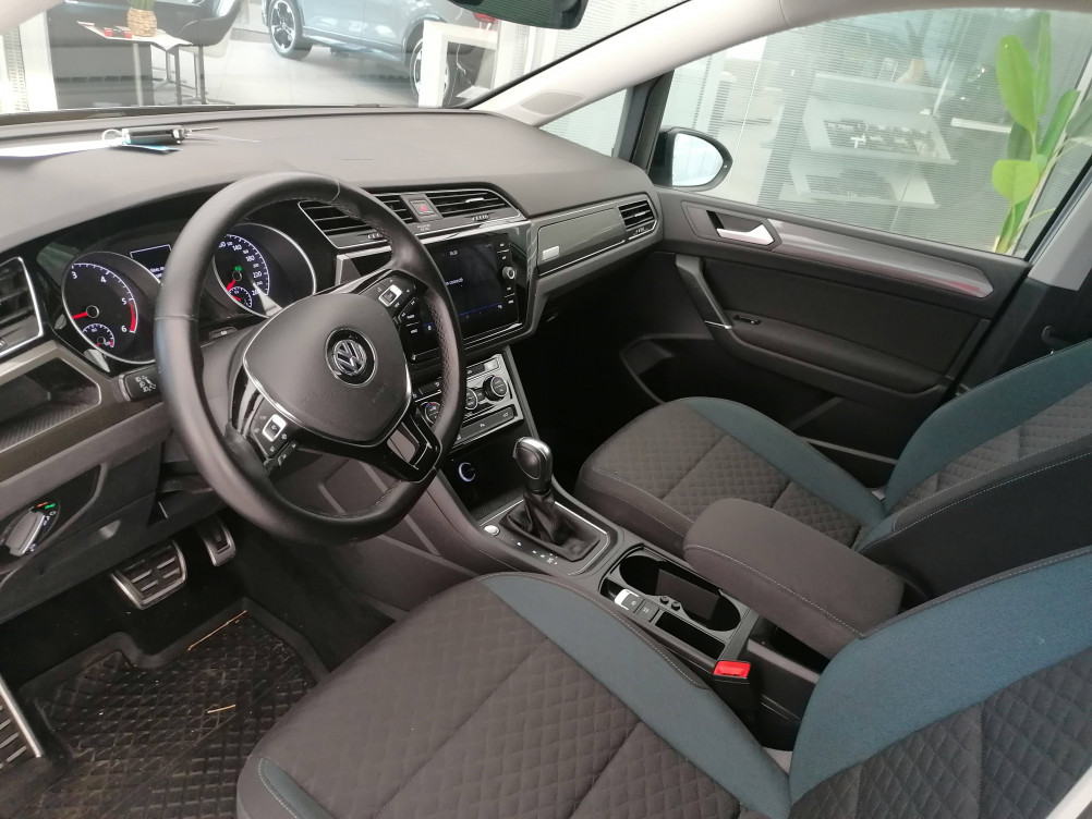 Acheter Volkswagen Touran Touran 2.0 TDI 150 DSG7 7pl IQ.Drive 5p occasion dans les concessions du Groupe Faurie
