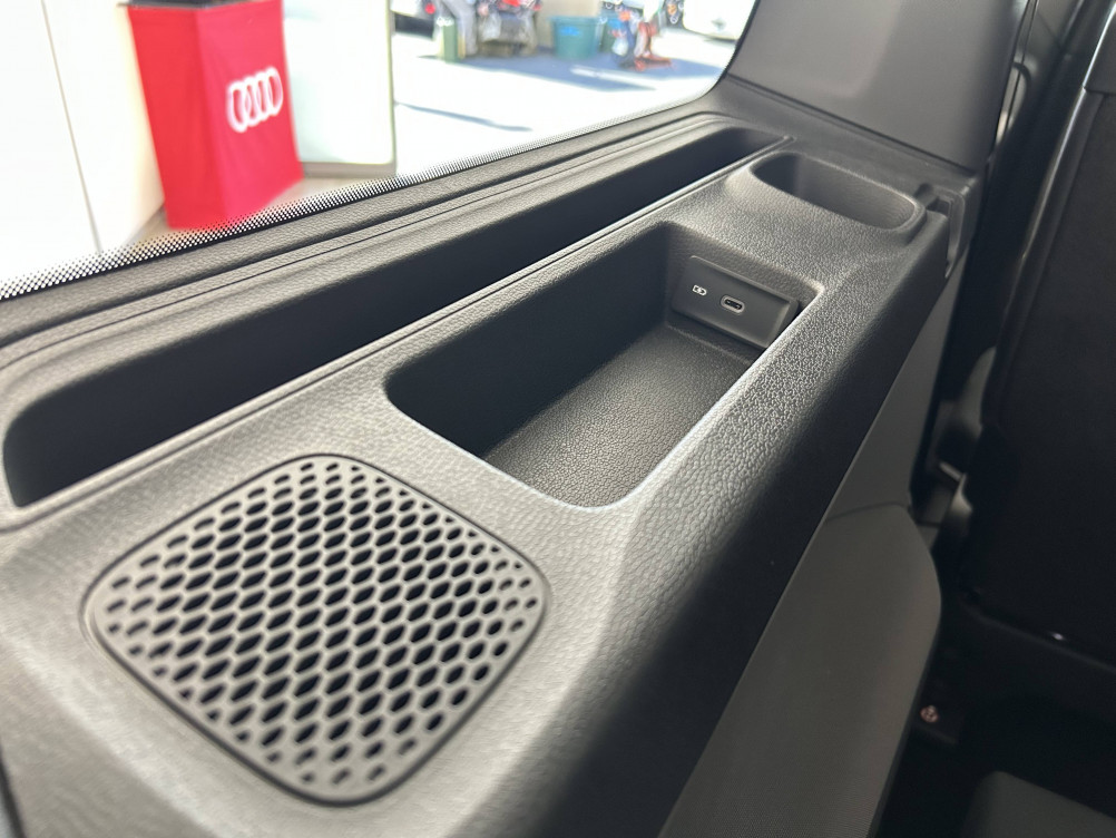Acheter Volkswagen ID. Buzz ID. Buzz 286 ch Pro 7 places  5p occasion dans les concessions du Groupe Faurie