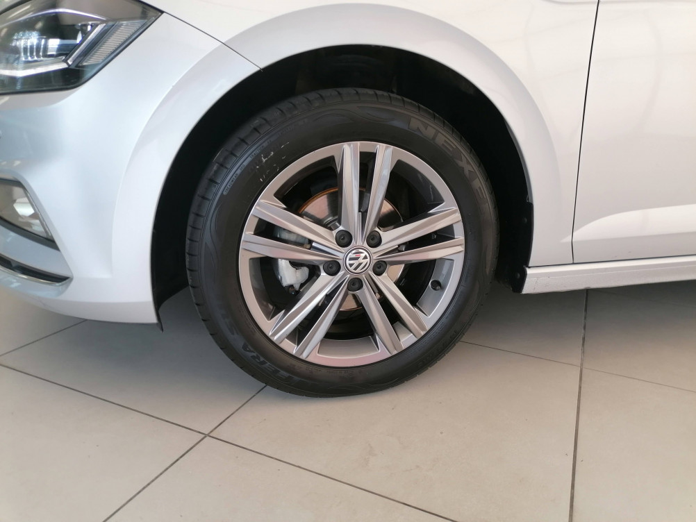 Acheter Volkswagen Polo Polo 1.0 TSI 95 S&S BVM5 Carat 5p occasion dans les concessions du Groupe Faurie