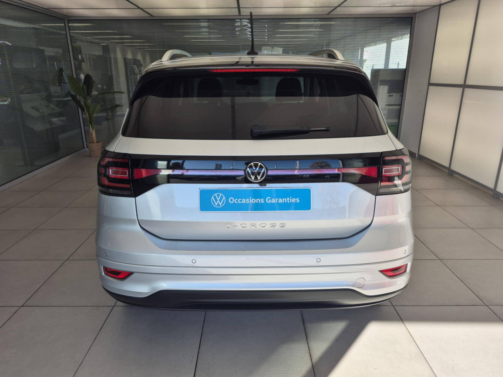 Acheter Volkswagen T-Cross T-Cross 1.0 TSI 110 Start/Stop DSG7 R-Line Tech 5p occasion dans les concessions du Groupe Faurie