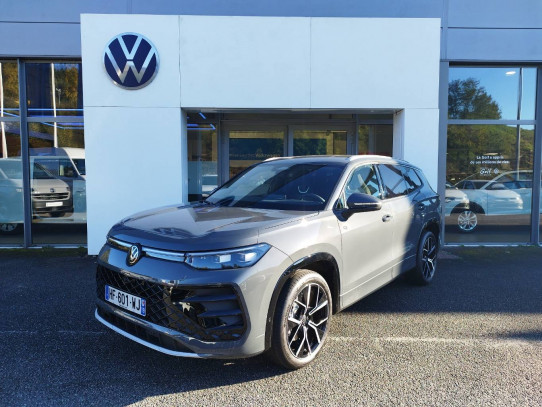 Acheter Volkswagen Tayron Tayron 1.5 eTSI 150ch DSG7 7pl R-Line 5p neuve* dans les concessions du Groupe Faurie