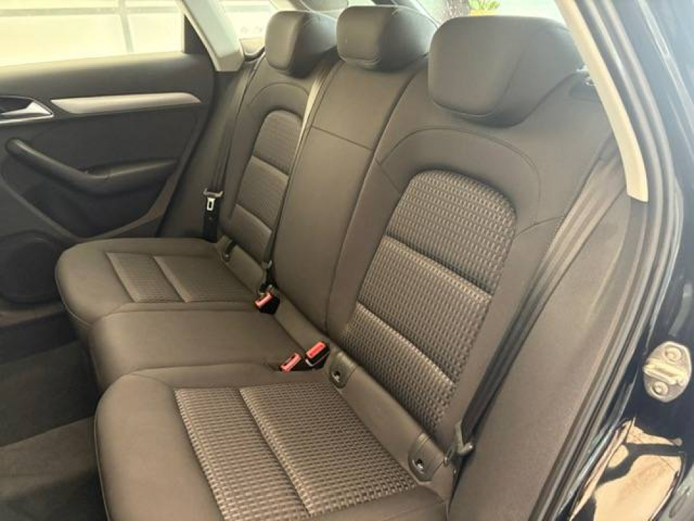 Acheter Audi Q3 Q3 2.0 TDI Ultra 150 ch Ambiente 5p occasion dans les concessions du Groupe Faurie