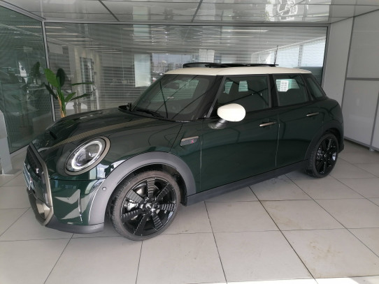 Acheter Mini Mini Hatch 5 Portes One 102 ch Edition Shoreditch A 5p occasion dans les concessions du Groupe Faurie