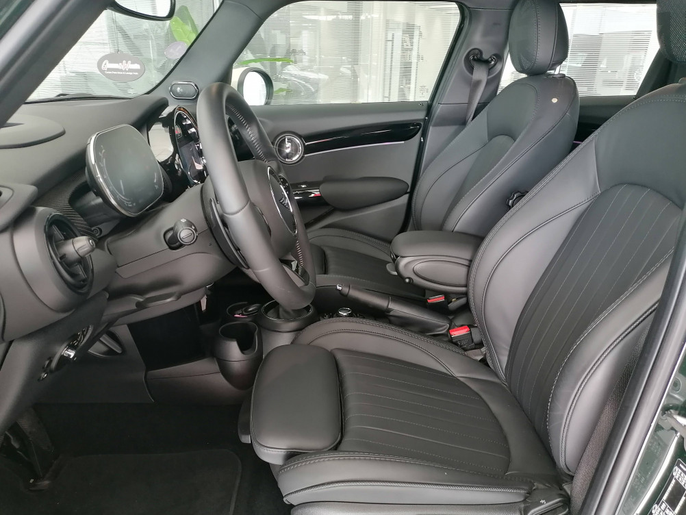Acheter Mini Mini Hatch 5 Portes One 102 ch Edition Shoreditch A 5p occasion dans les concessions du Groupe Faurie