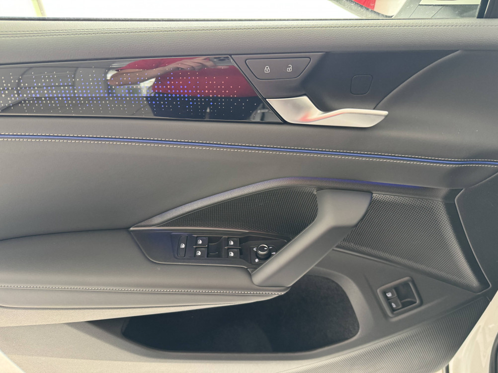 Acheter Volkswagen Tiguan Tiguan 1.5 eHybrid 204ch DSG6 R-Line Edition 5p neuf dans les concessions du Groupe Faurie