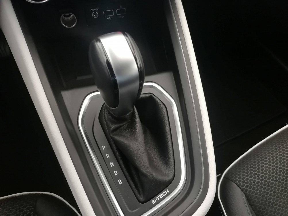 Acheter Renault Clio 5 Clio E-Tech 140 Intens 5p occasion dans les concessions du Groupe Faurie