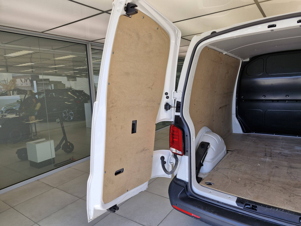 Acheter Volkswagen Transporter Fourgon T6 TRANSPORTER 6.1 VAN L1H1 2.0 TDI 150 DSG7 BUSINESS 4p occasion dans les concessions du Groupe Faurie