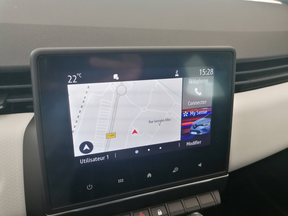 Acheter Renault Clio 5 Clio E-Tech 140 Intens 5p occasion dans les concessions du Groupe Faurie